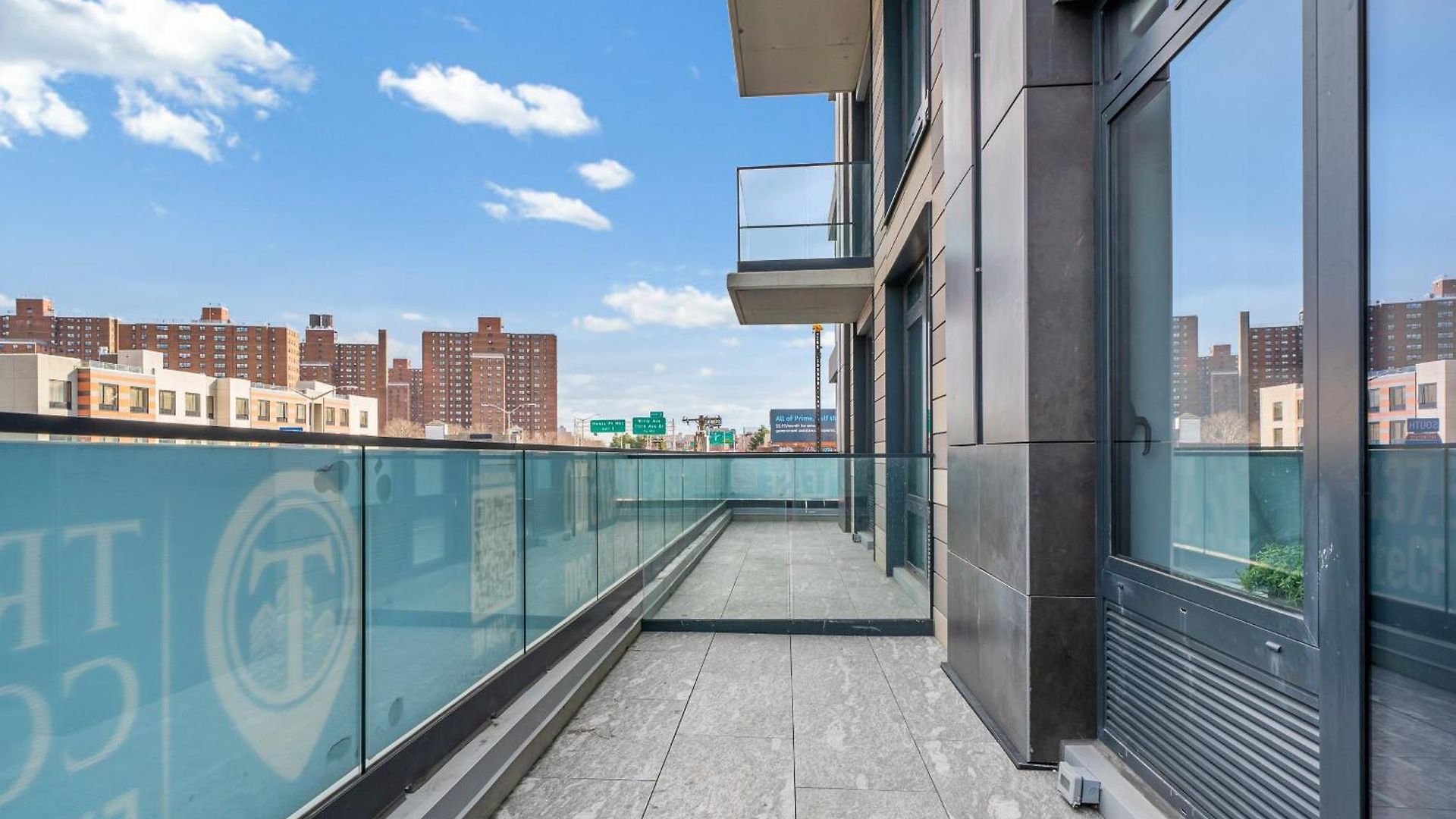 Hotel Global Luxury At The Arches New York