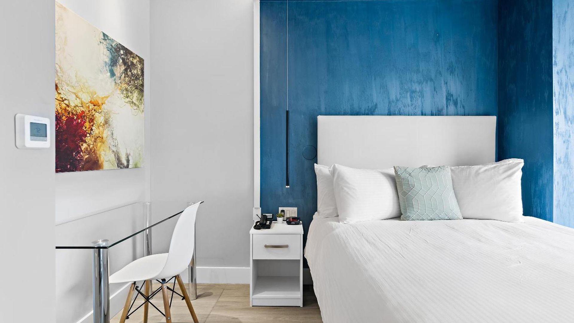 Global Luxury At The Arches Hotel New York