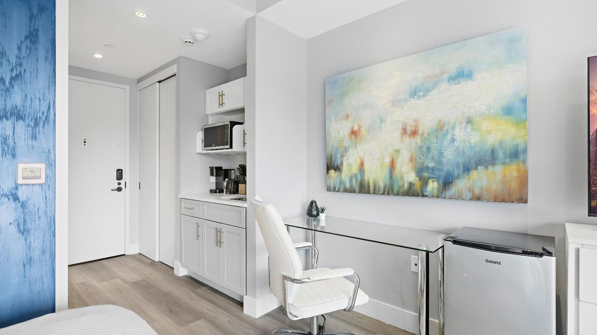 Global Luxury At The Arches Hotel New York