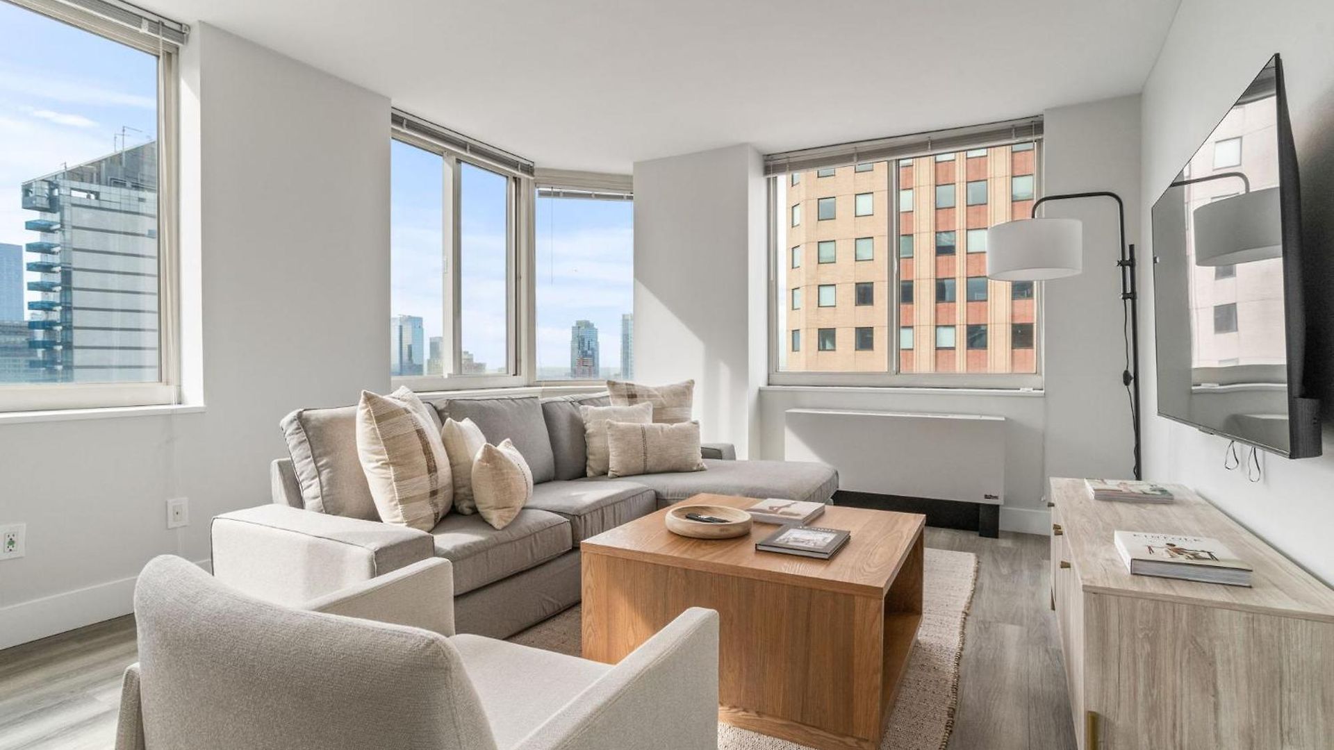 Elegant 2bed 2bath Apartment New York