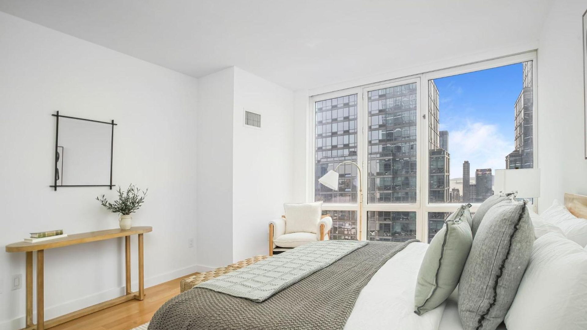 Apartment Adorable Hiding 2bd 2bath Gem