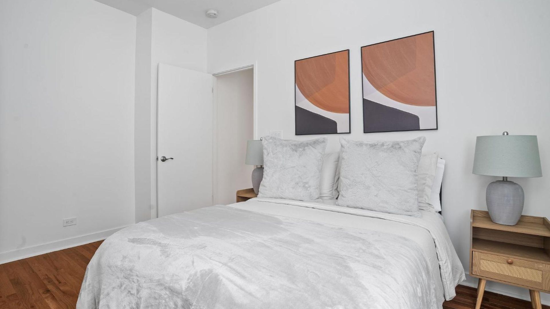Minimalist Charm 2br 1bath *