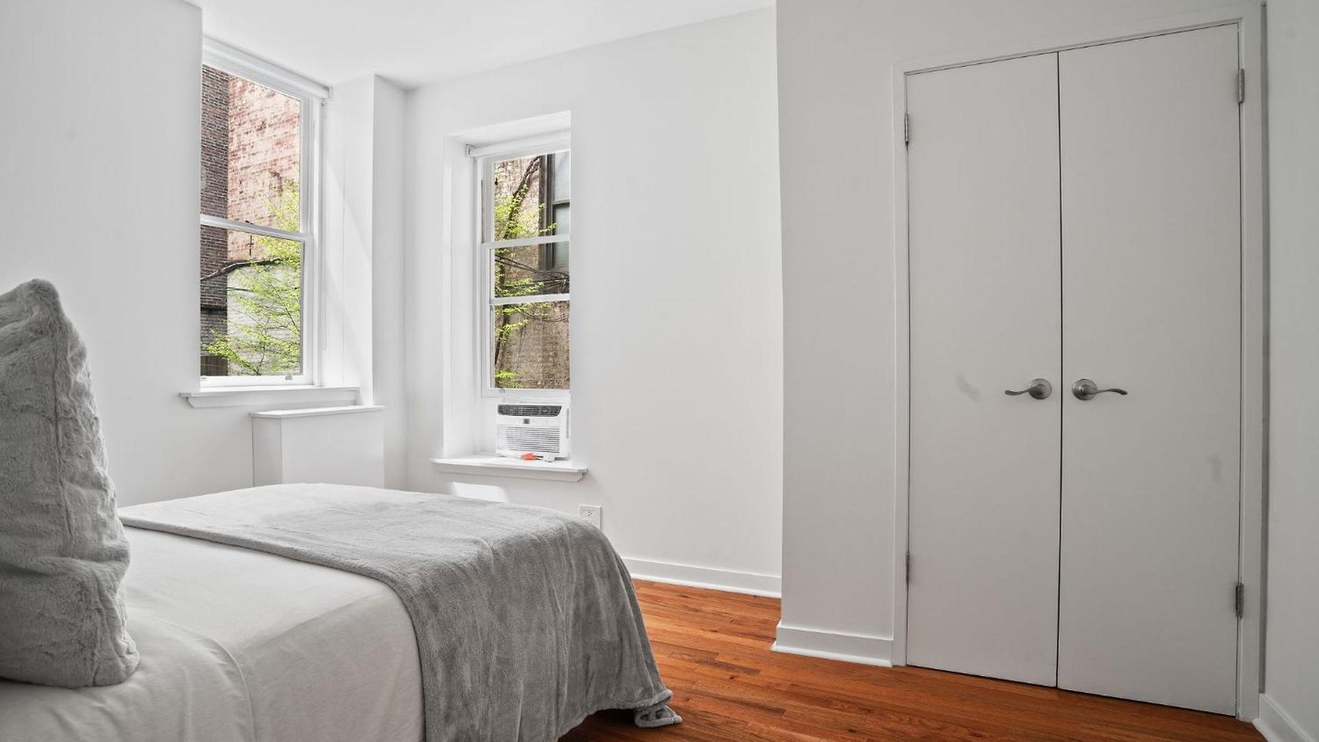 Minimalist Charm 2br 1bath Apartment