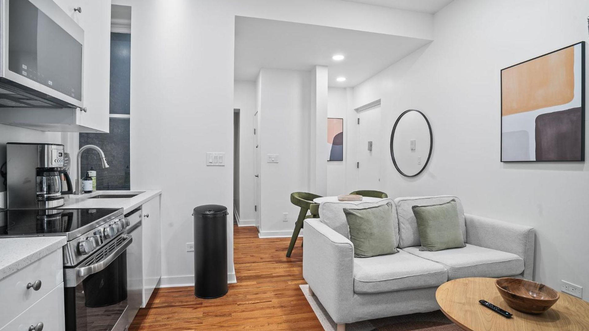 Minimalist Charm 2br 1bath New York