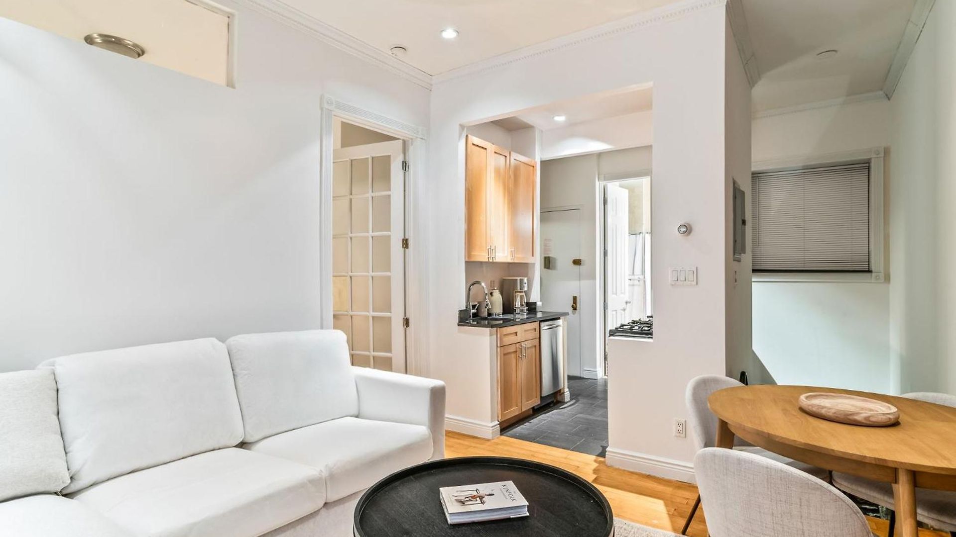 Apartment Cute 3bd 2bath *