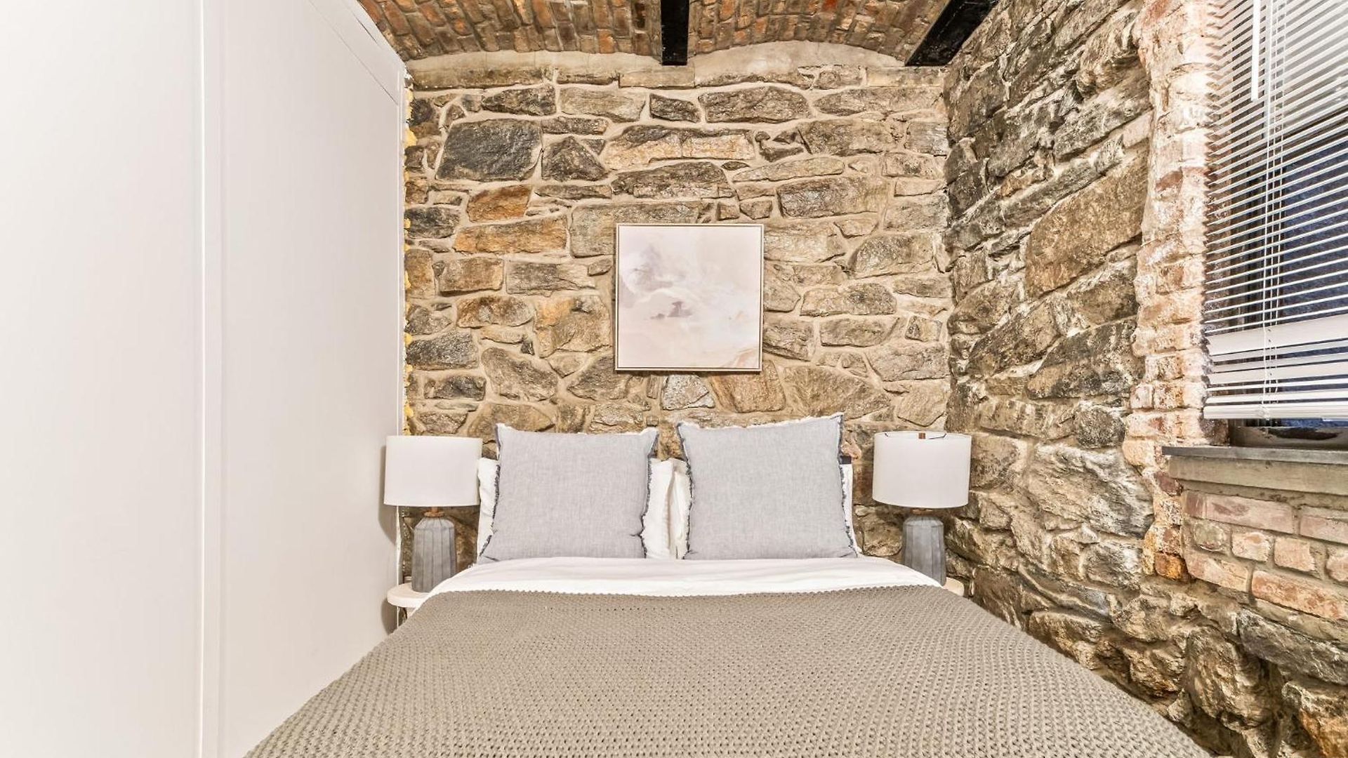 Cute 3bd 2bath *