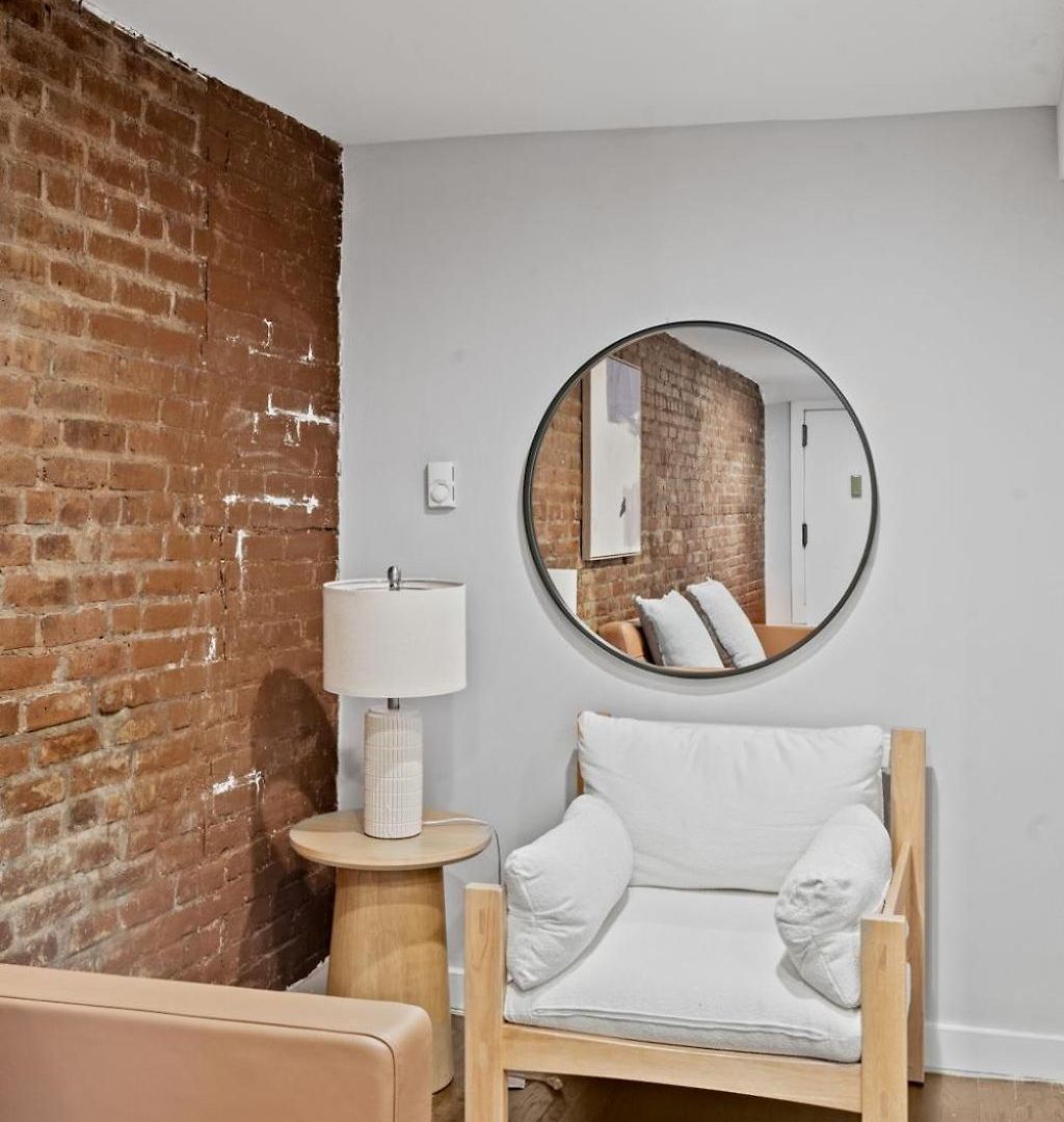 Apartment Chelsea Charm 2bd 1 Bath