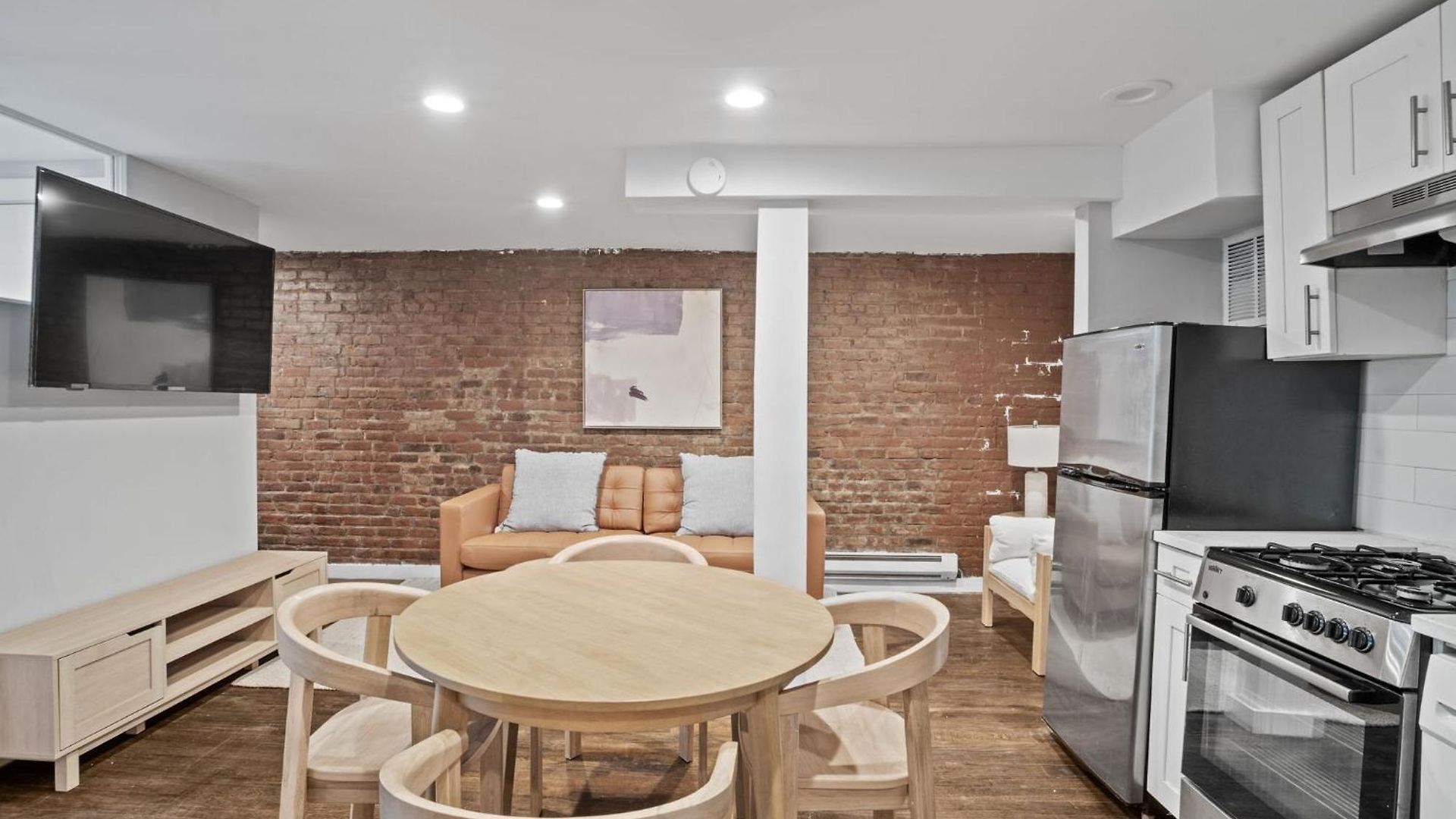 Chelsea Charm 2bd 1 Bath * New York