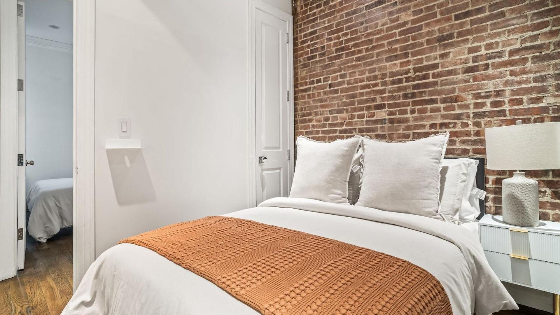 Modern 3bd 1 Bath Escape Apartment New York