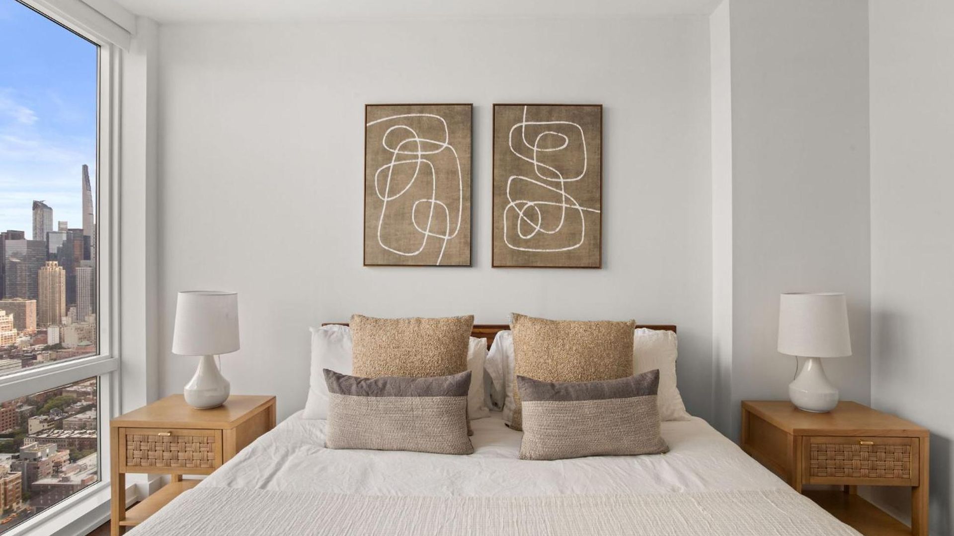 Stunning Views To Empire State With Amazing 2bd * New York