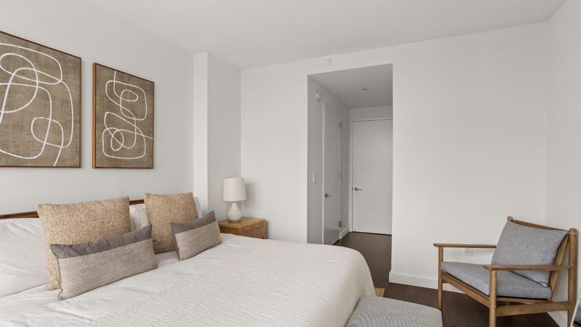 Stunning Views To Empire State With Amazing 2bd New York