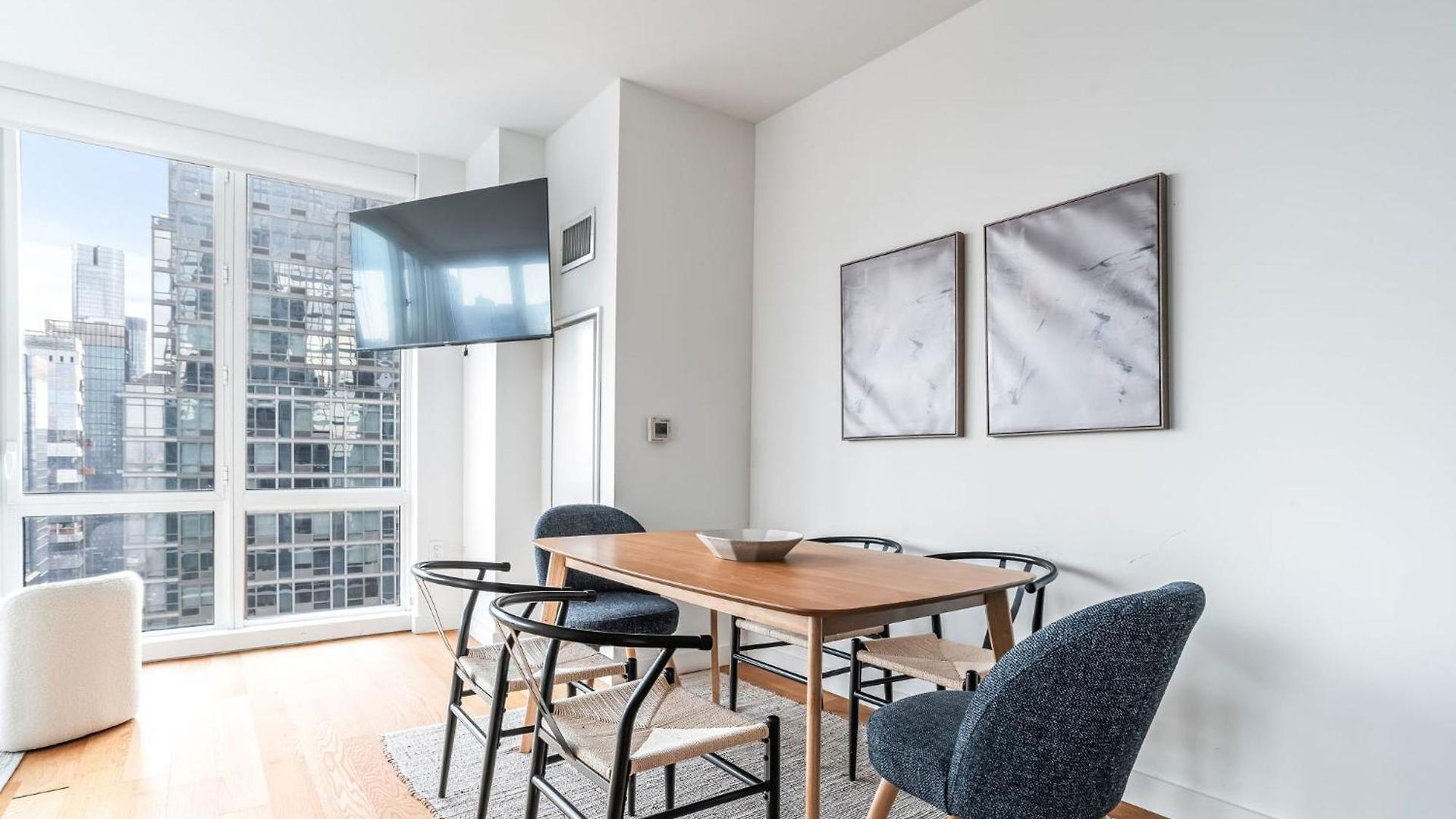 2bd 2 Bth Marvelous Apartment