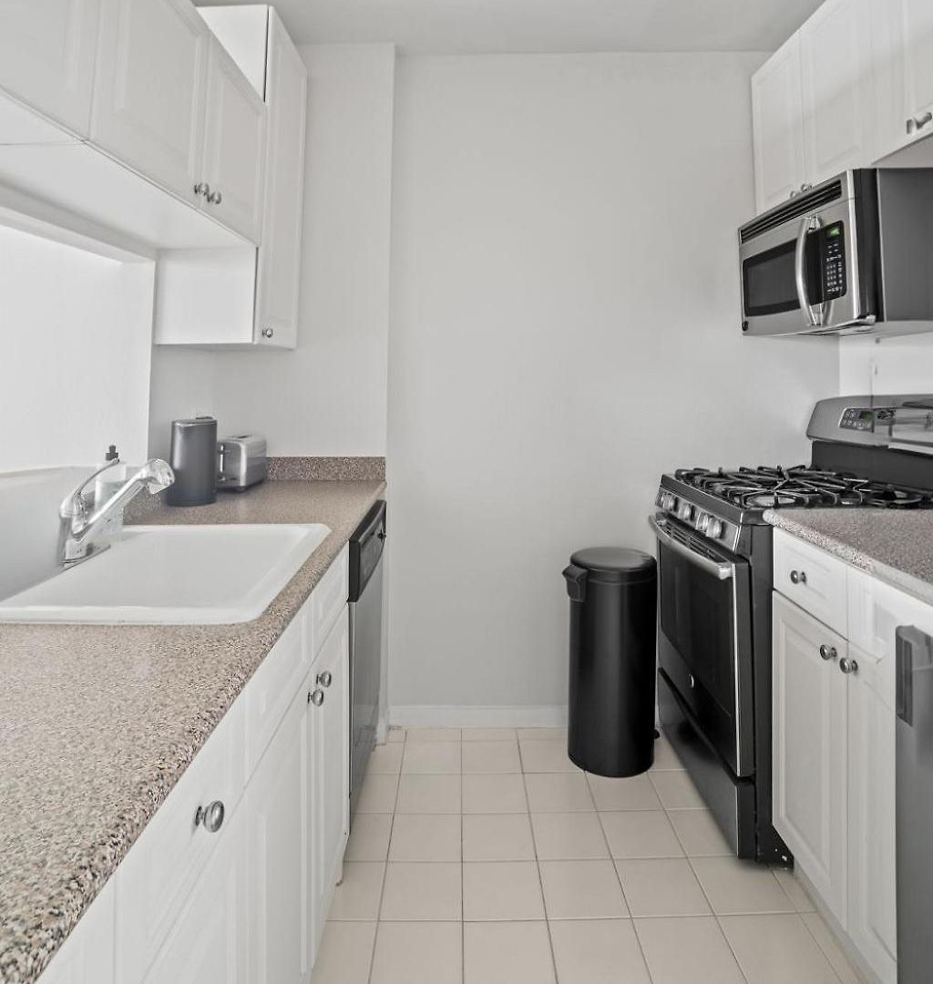 Inviting 2bedroom 2bath * New York