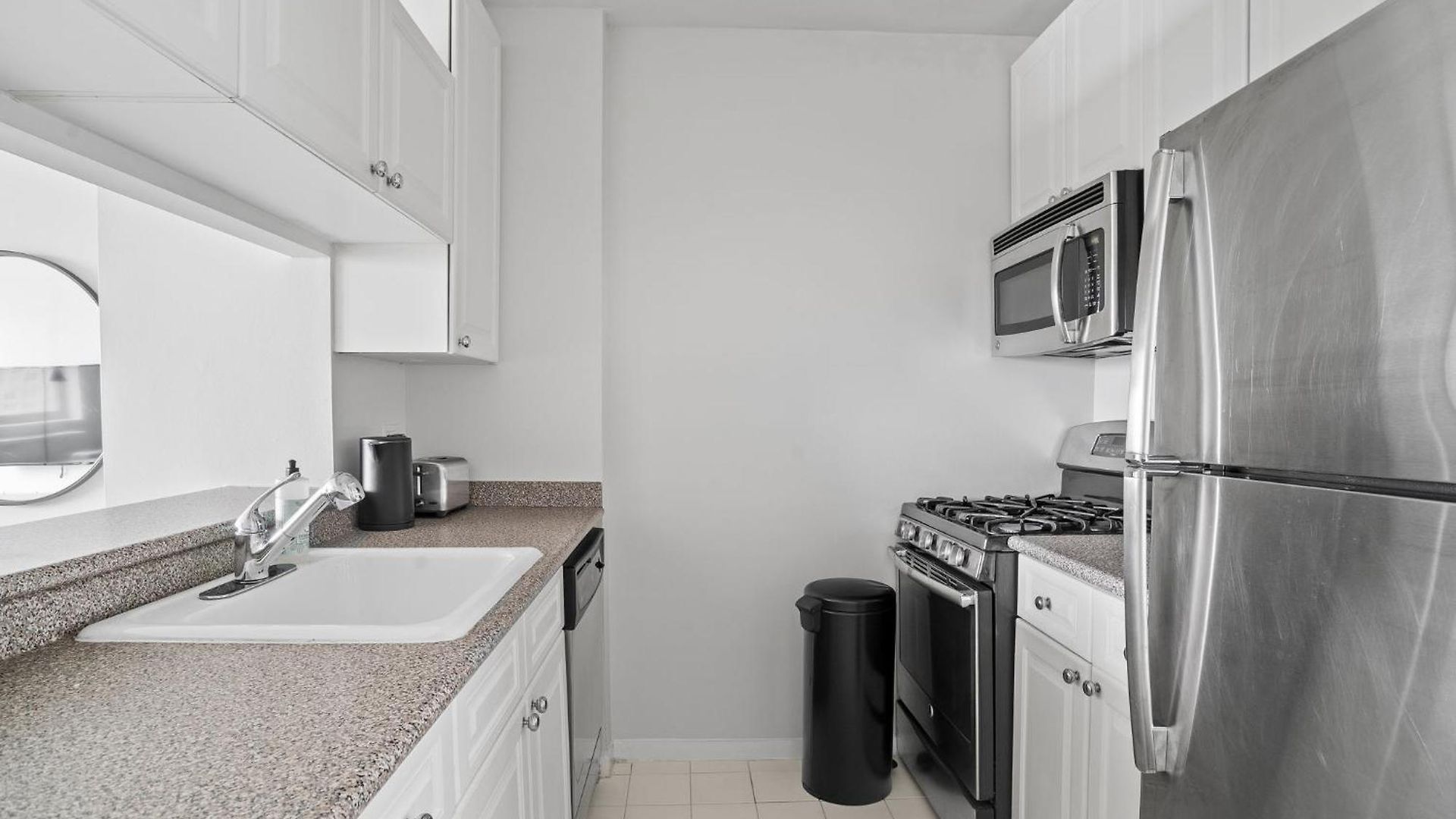Inviting 2bedroom 2bath * New York