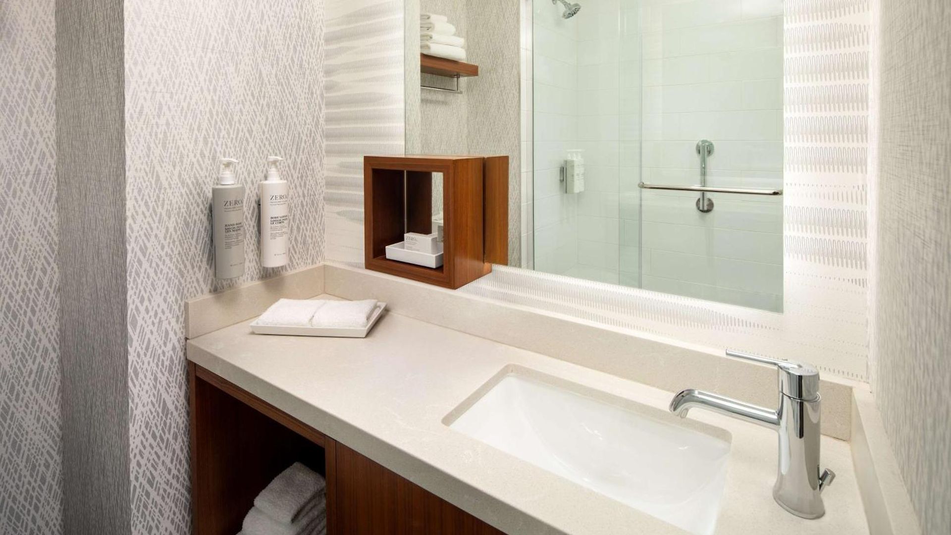 Home2 By Hilton Times Square 3*