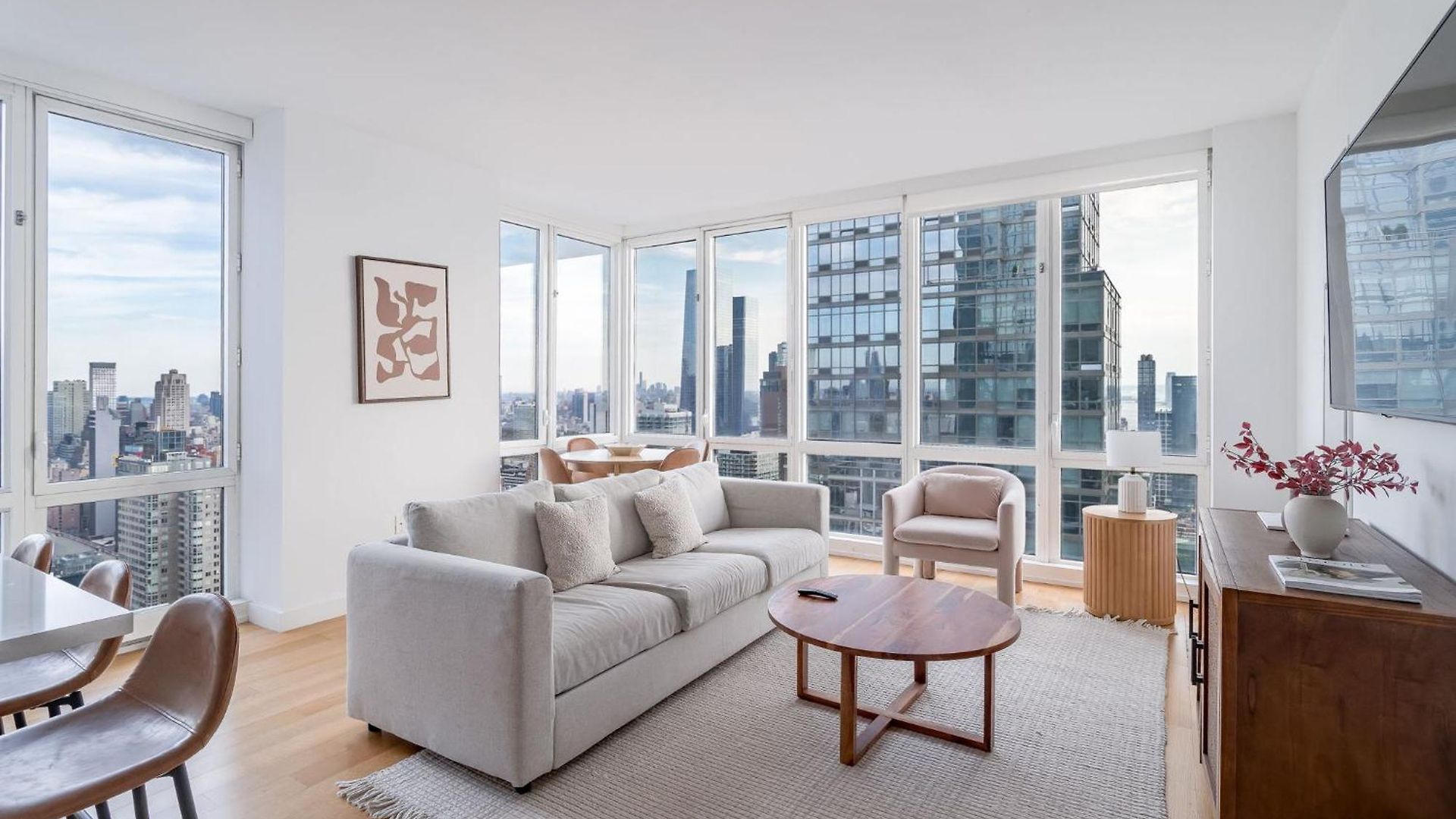 Apartment Elegant 2 Bd 2 Bath Escape