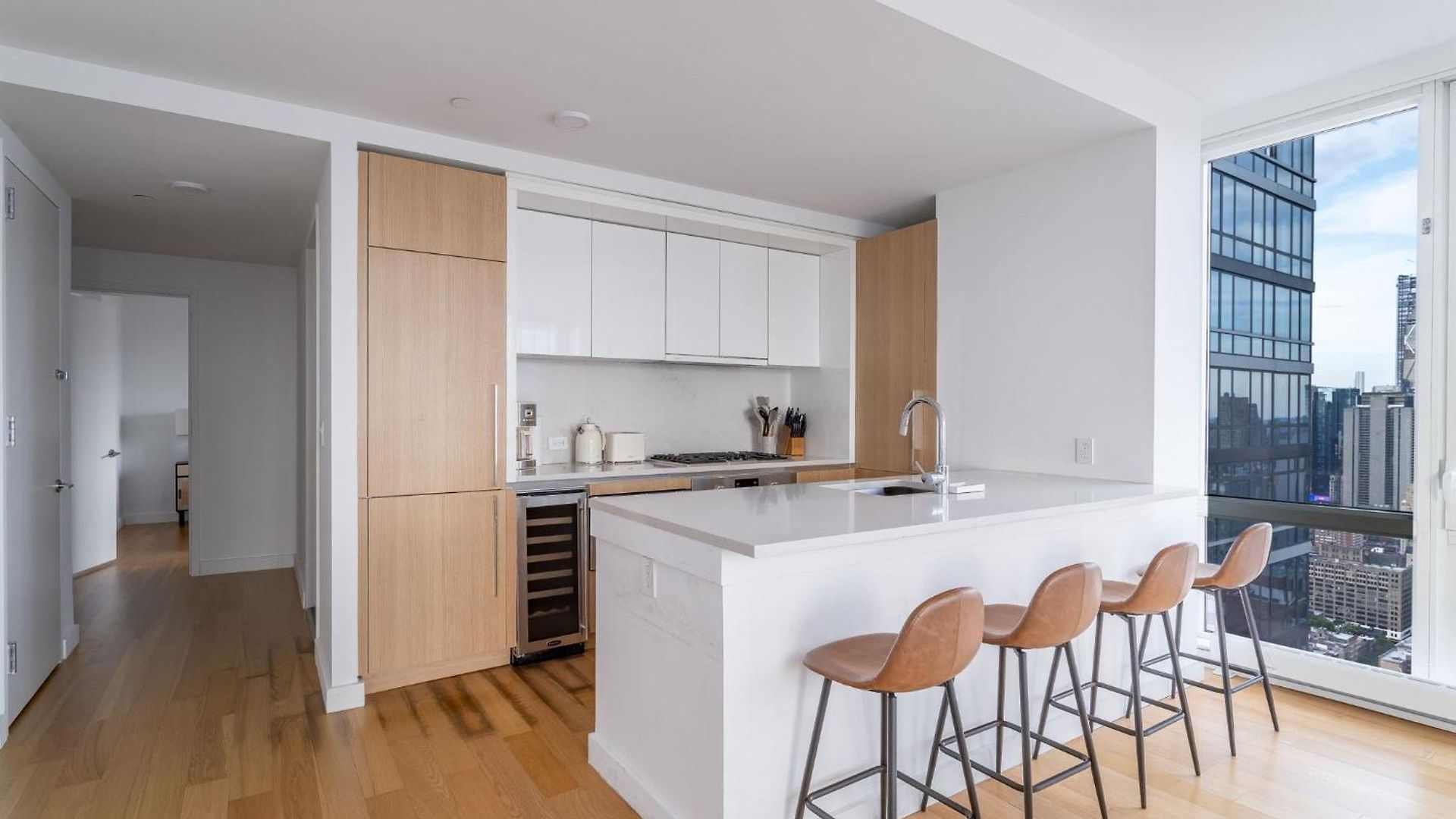 Elegant 2 Bd 2 Bath Escape * New York