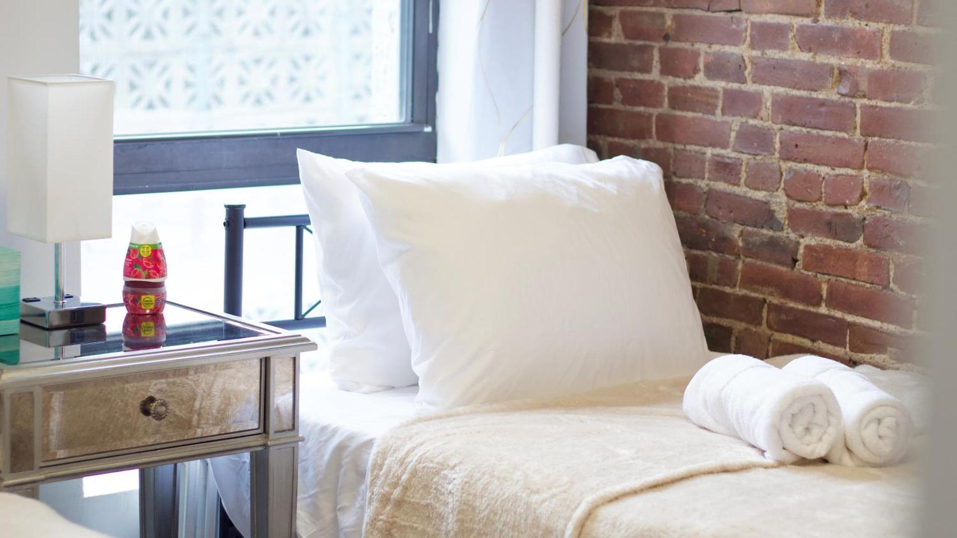 One Block Away From Times Square! Hotel *