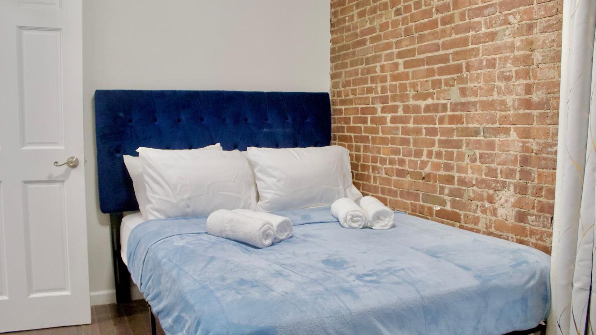 Hotel One Block Away From Times Square! New York