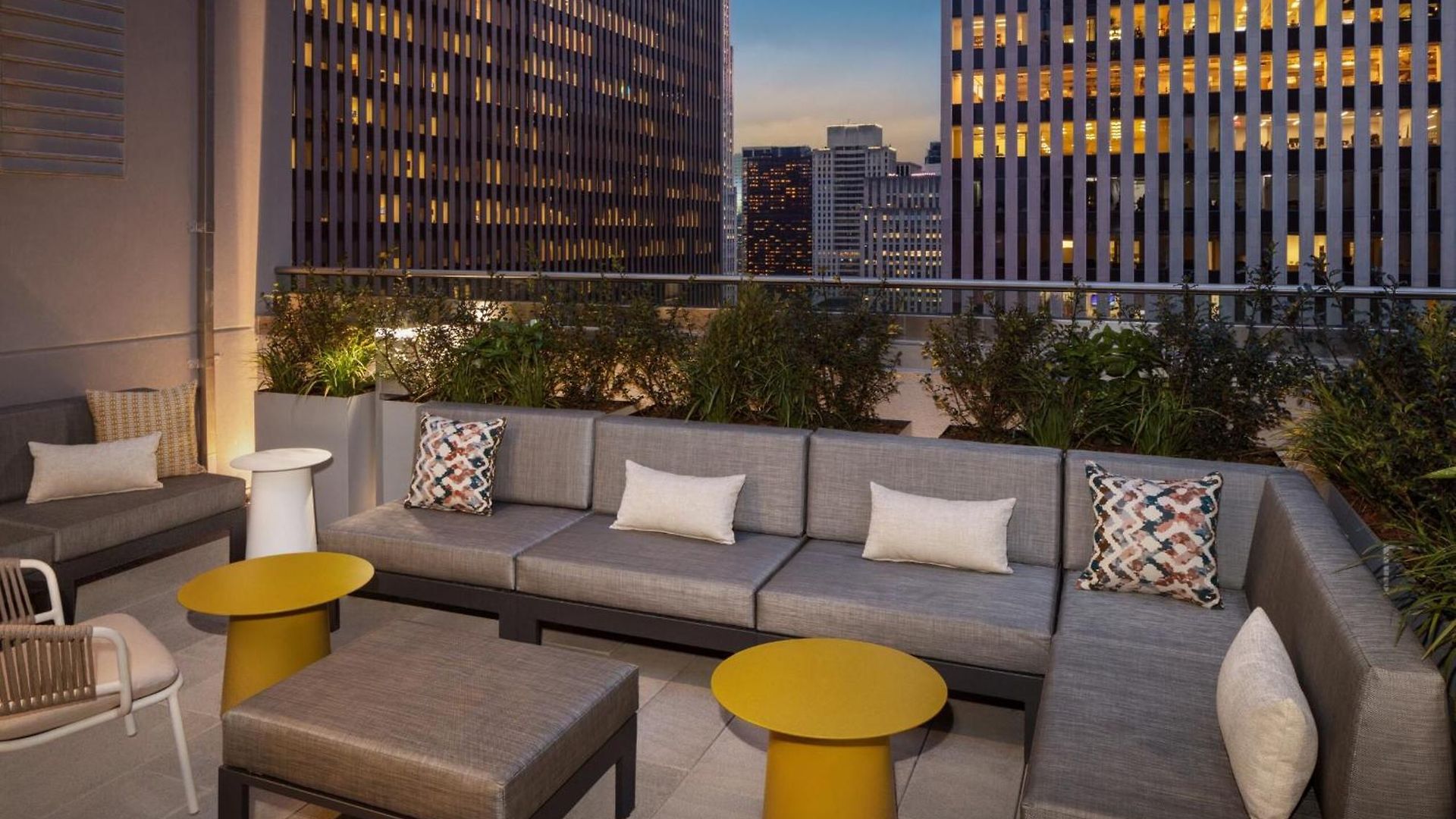 Home2 By Hilton Times Square Hotel 3*