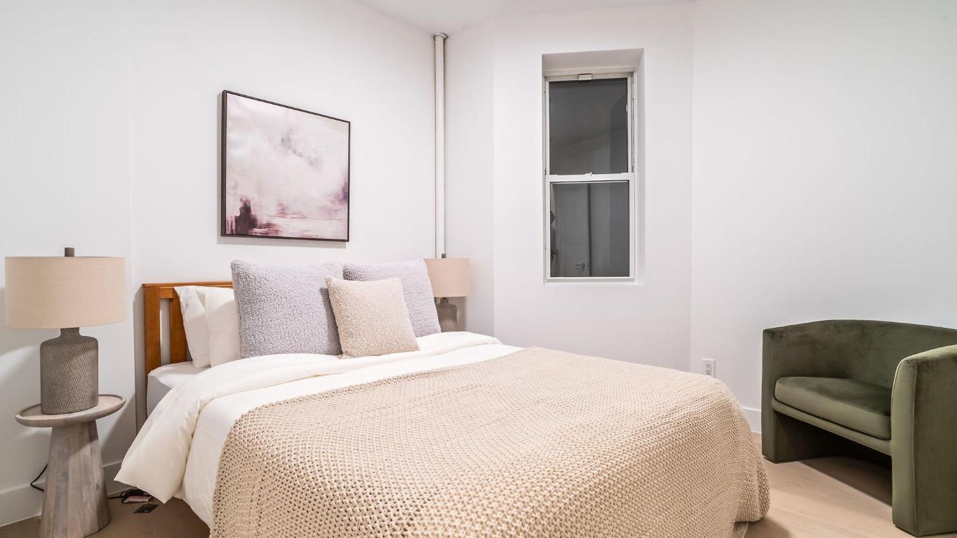 Apartment Astonishing 3br 2bath Apt *