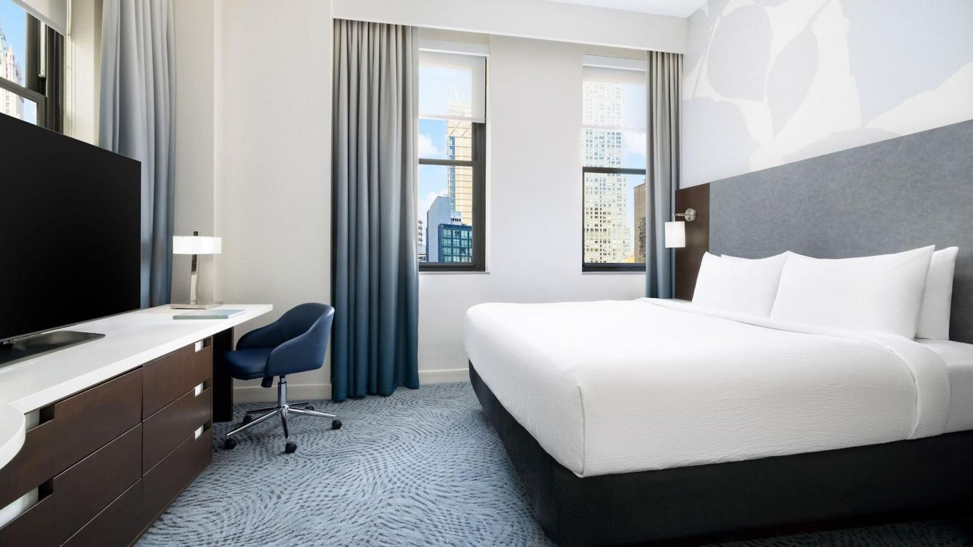 By Marriott Downtown Manhattan/world Trade Center Area