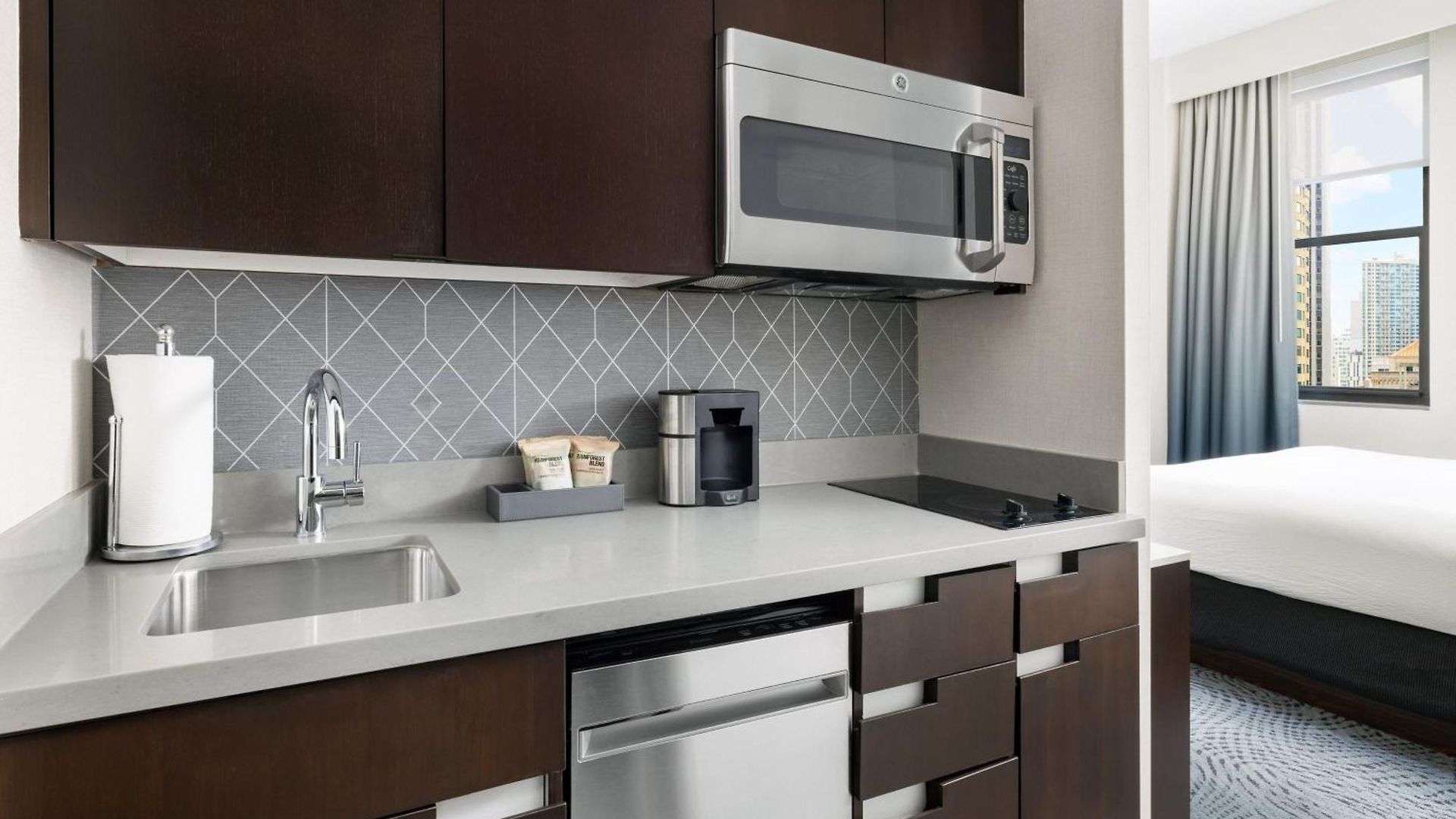 Hotel By Marriott Downtown Manhattan/world Trade Center Area