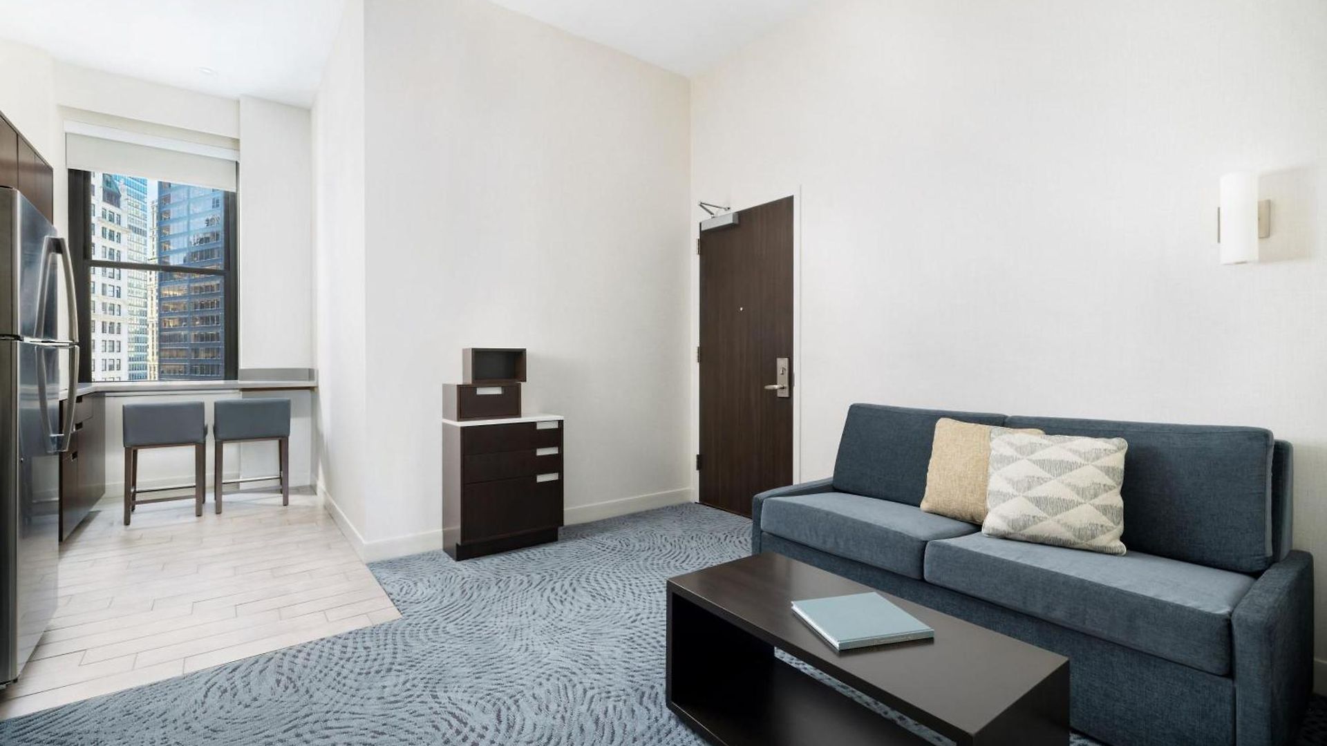 By Marriott Downtown Manhattan/world Trade Center Area 4*