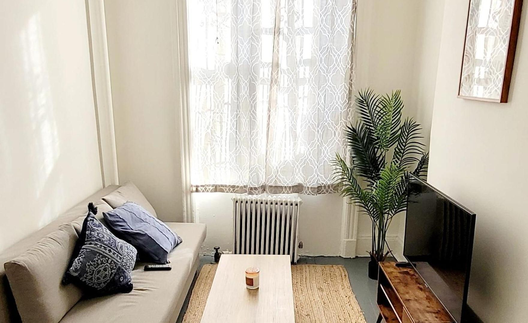 Apartment Superlative Midtown Manhattan