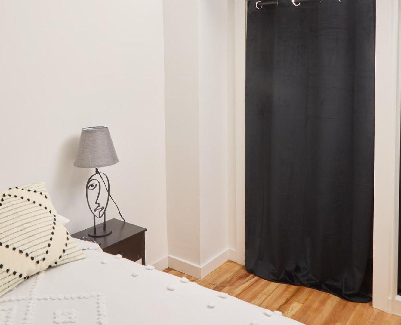 Centric In Union Square Apartment *