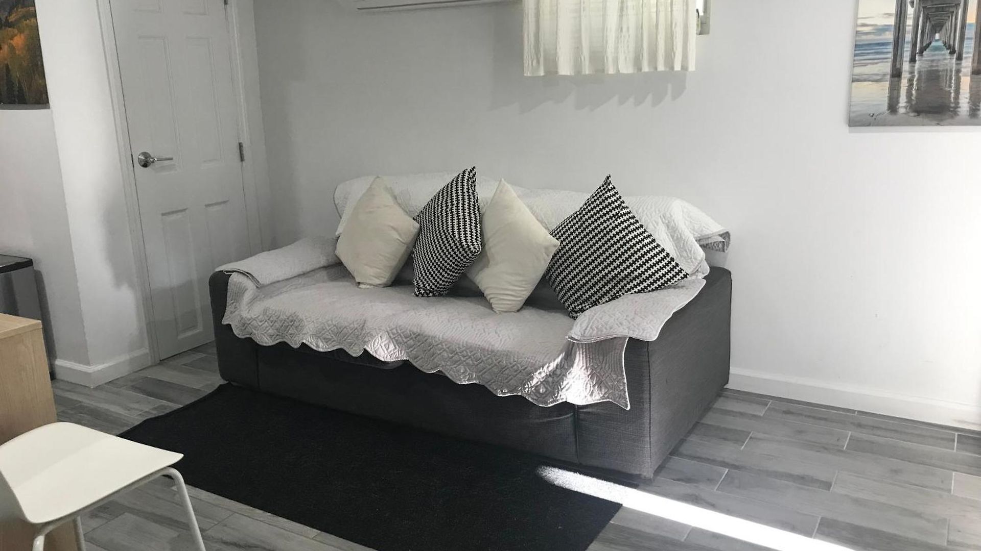 25-30 Mins To Times Sq! Apartment *
