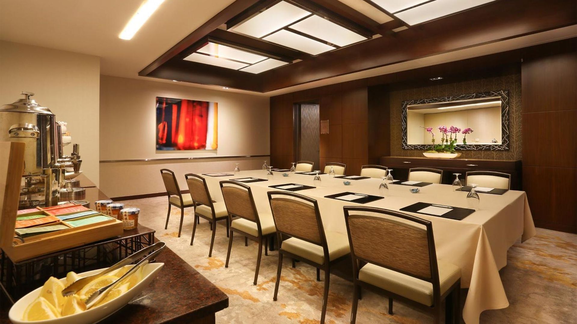 Hotel Intercontinental Times Square By Ihg 4*