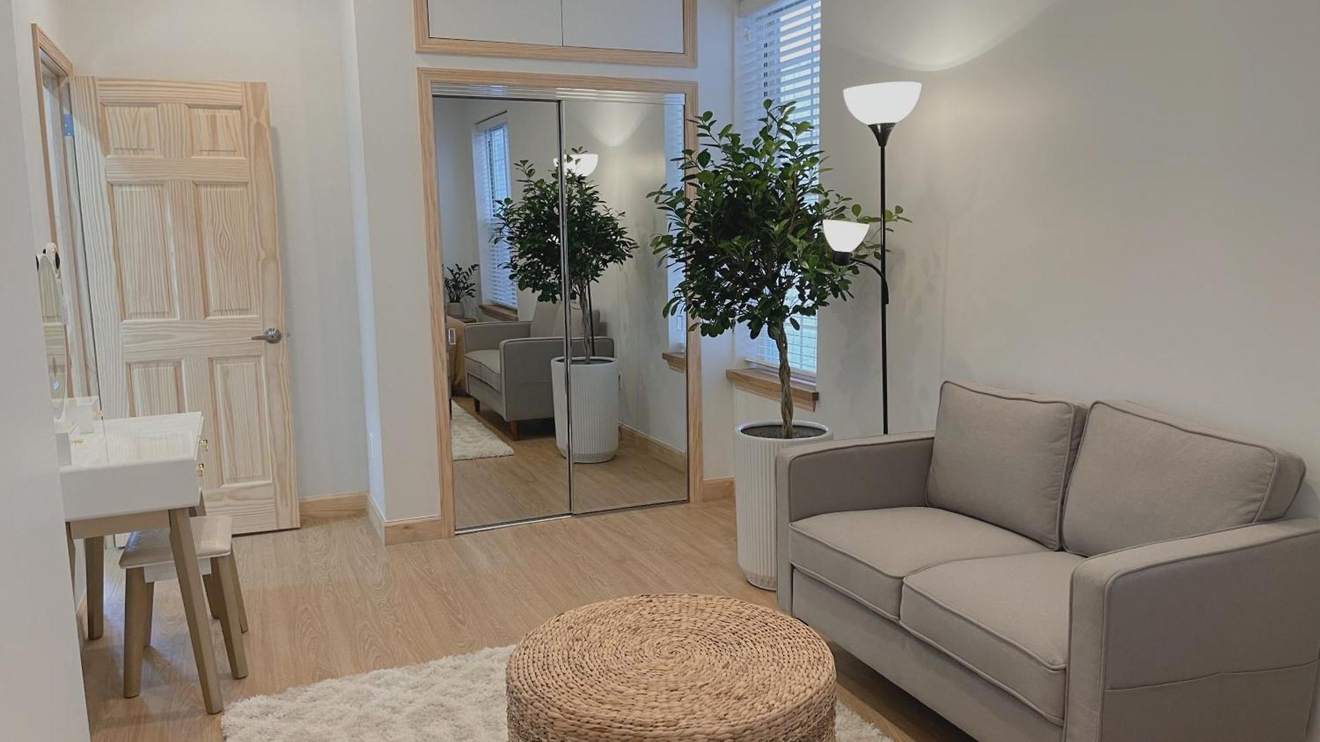 Beautiful Shared With The Host In The Heart Of Bushwick Apartment *