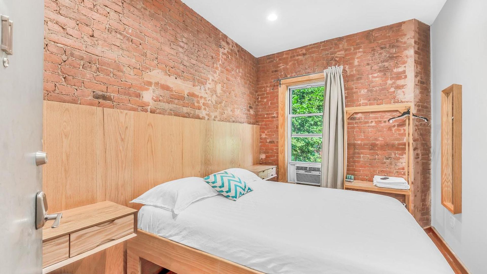 Morris (adults Only) 3*