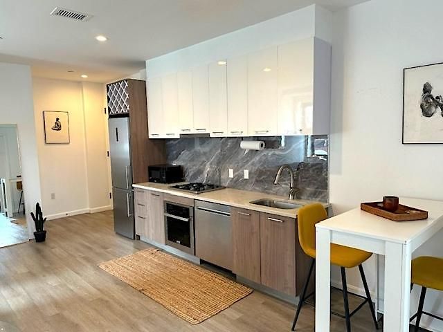 Apartment Huge Modern 2 Bedroom In Little Italy *