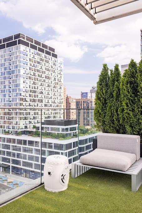 Travive Brand New Five Bedroom Penthouse Apartment New York