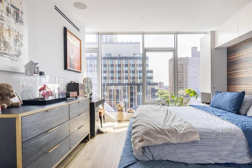 Travive Brand New Five Bedroom Penthouse *
