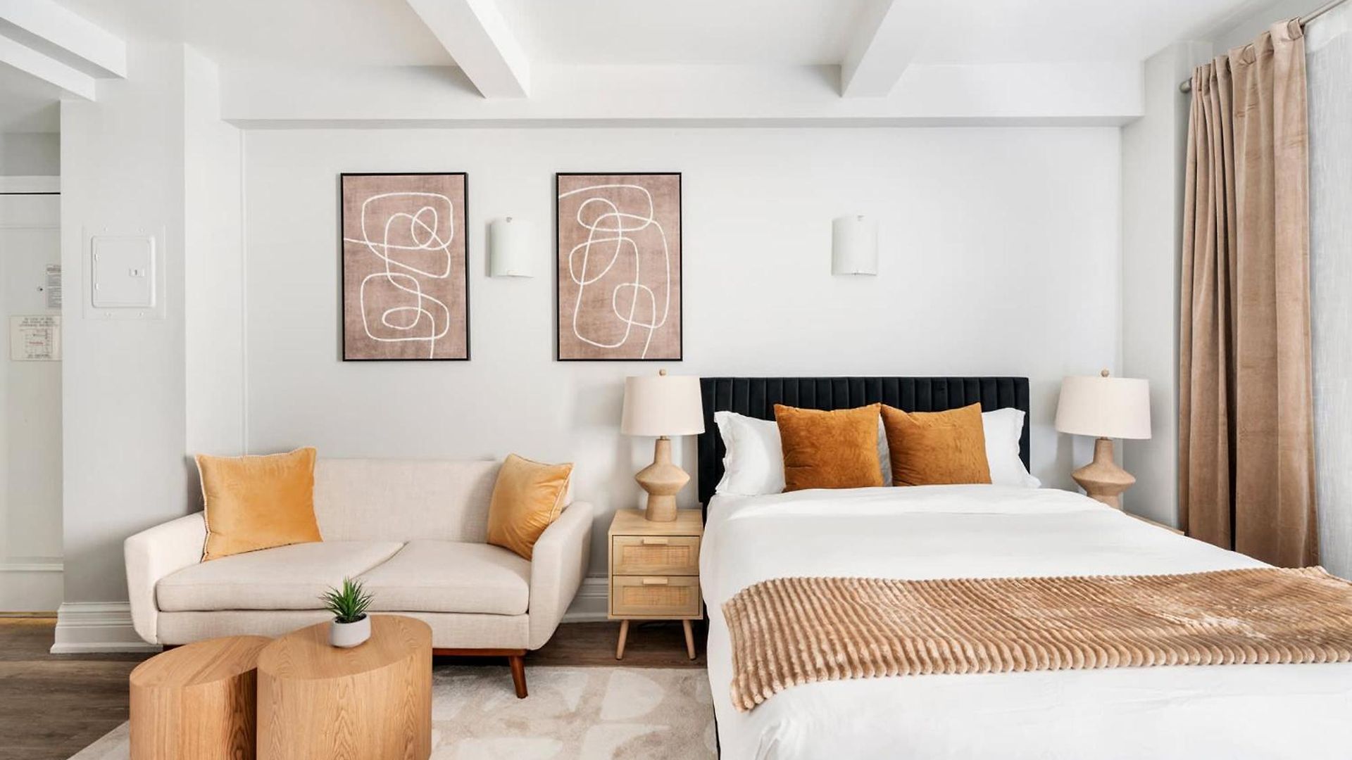 73-410 Luxury 24 Dm New Uws Gym Laundry Apartment *