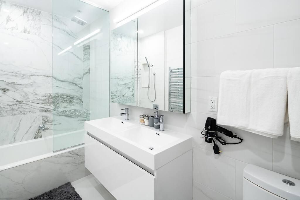 Luxury Full Floor Chelsea St 7 New York