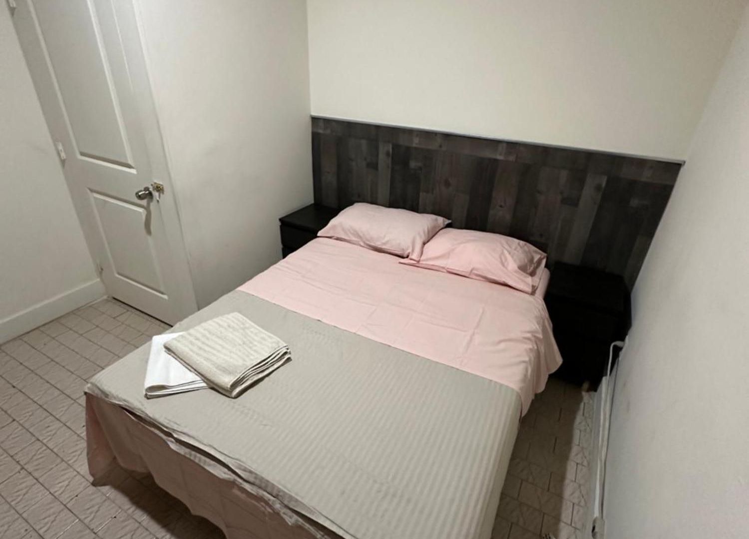 Hudson Yard 408 Hostel *