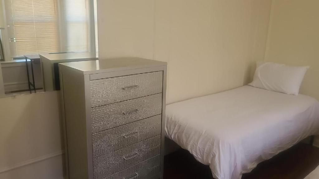Apartment 3 Bedrooms 2f New York