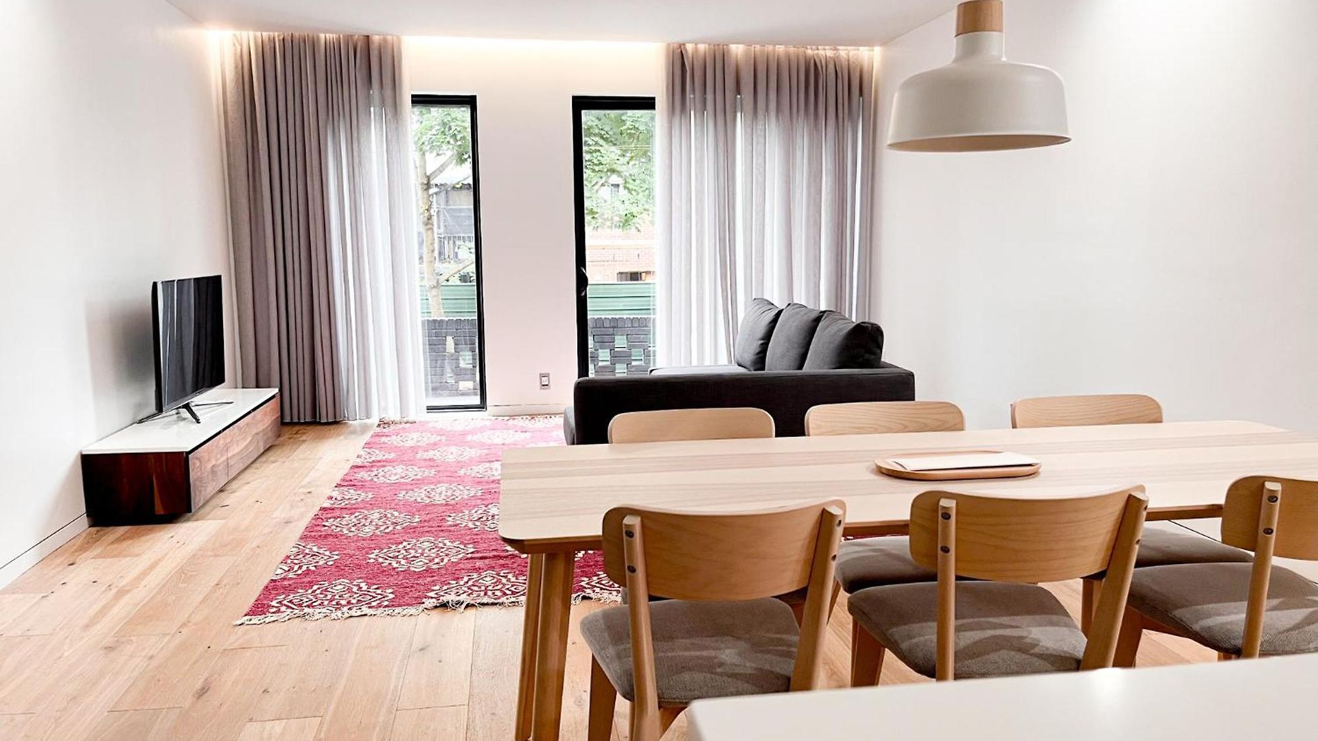 Modern, Charming, Spacious 3-bedroom Retreat In Brooklyn With Rem-casa Apartment New York