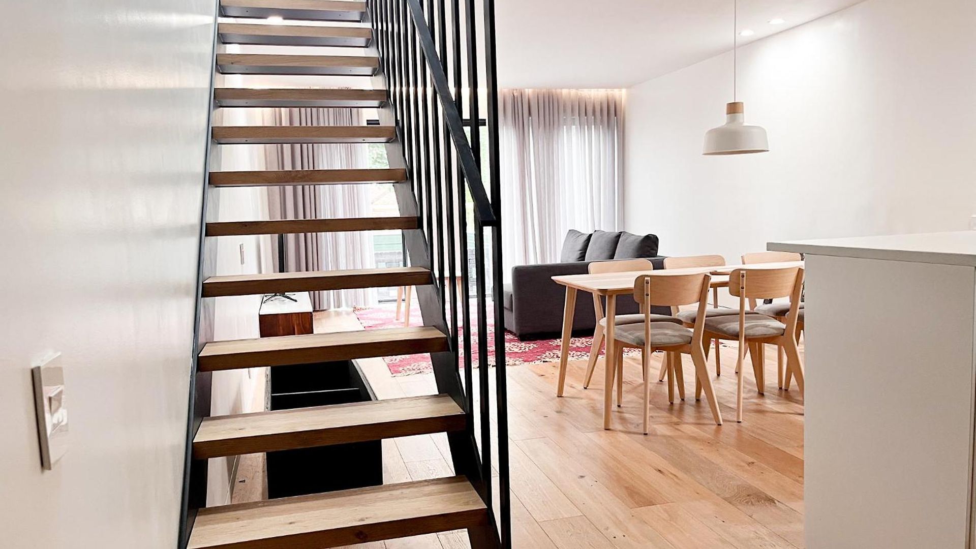 Modern, Charming, Spacious 3-bedroom Retreat In Brooklyn With Rem-casa