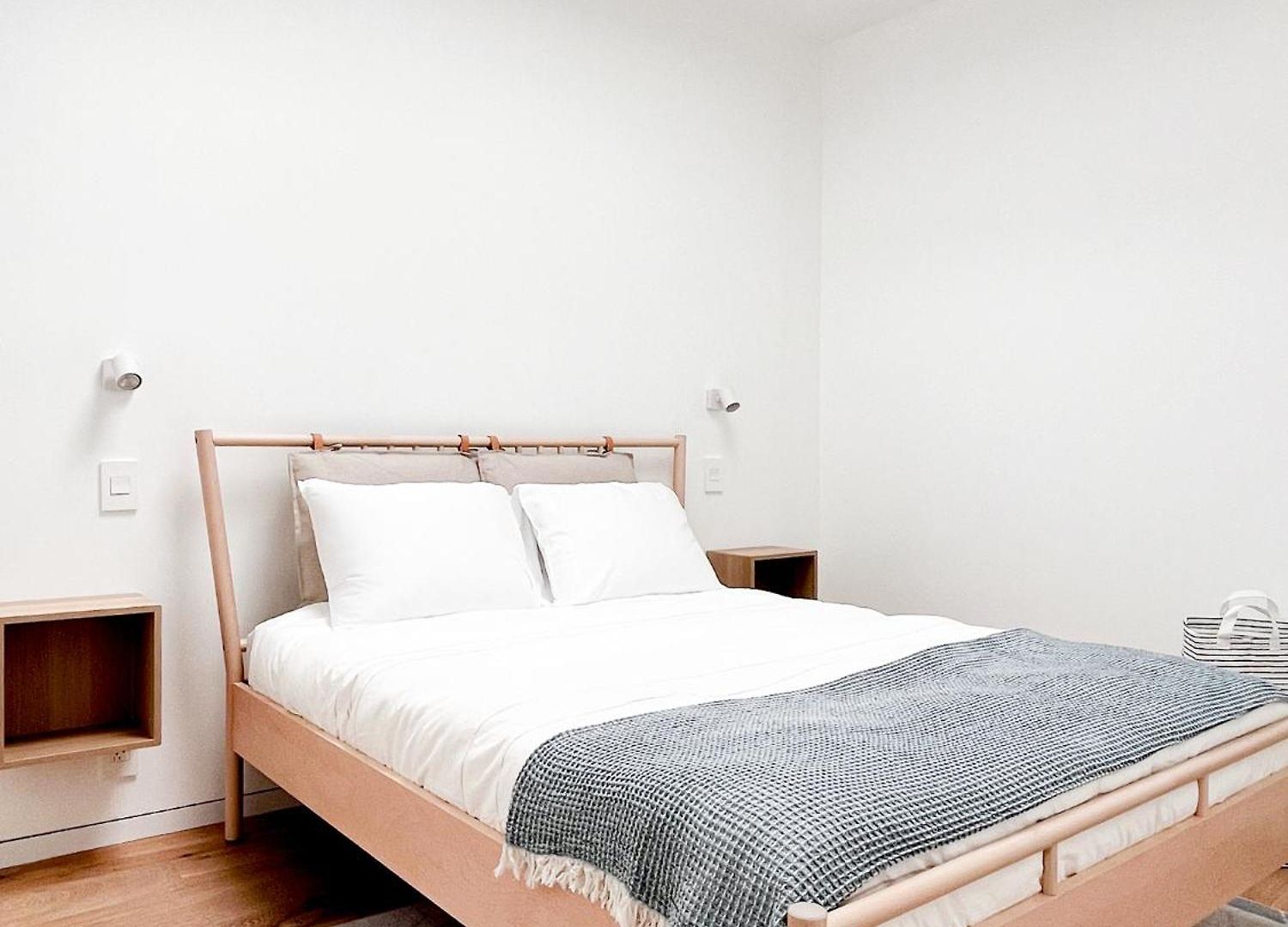 Modern, Charming, Spacious 3-bedroom Retreat In Brooklyn With Rem-casa Apartment New York