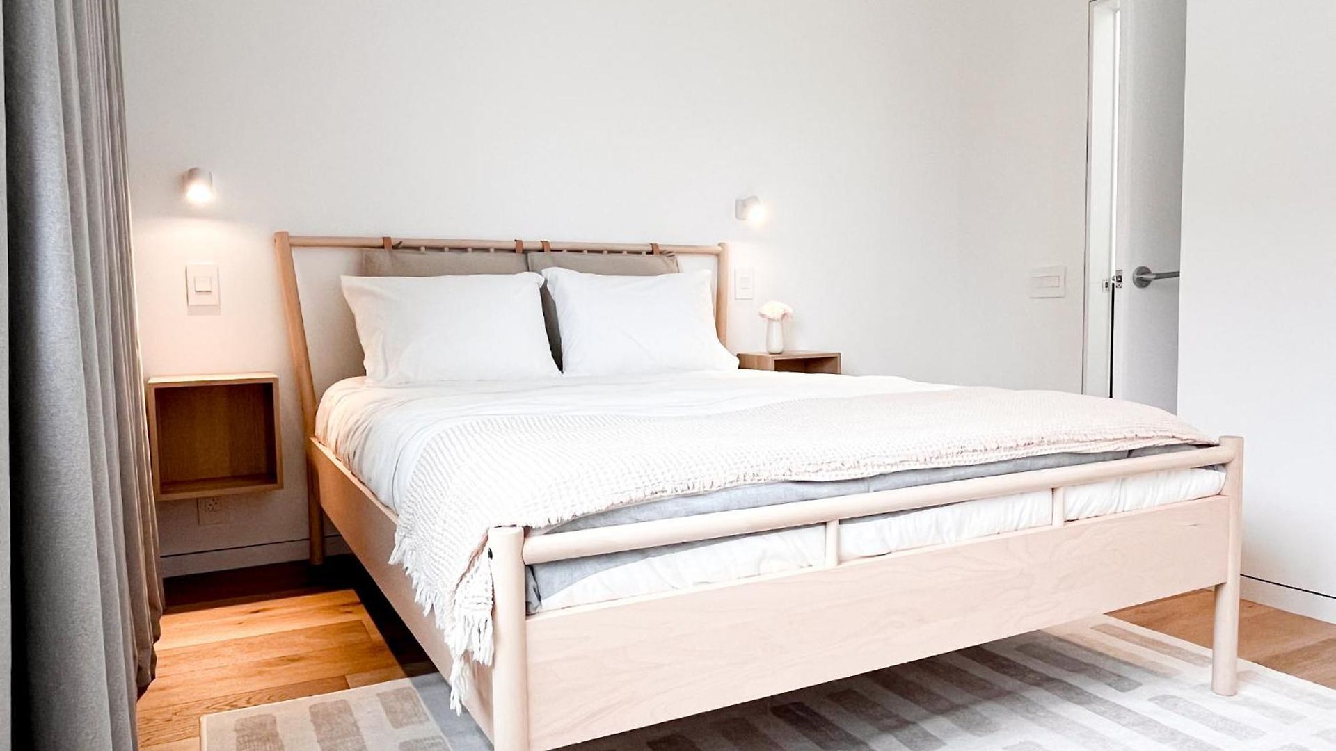 Modern, Charming, Spacious 3-bedroom Retreat In Brooklyn With Rem-casa Apartment *