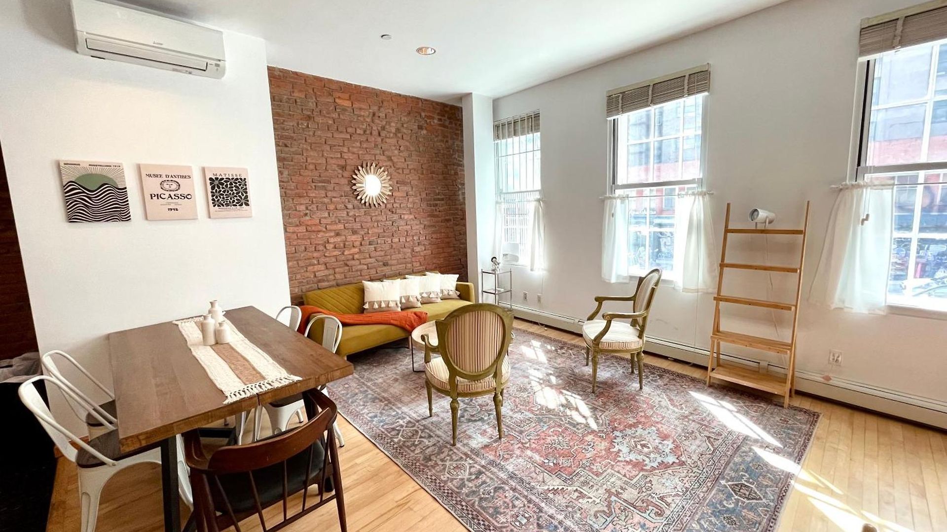 Gorgeous Soho Duplex Brownstone Apartment
