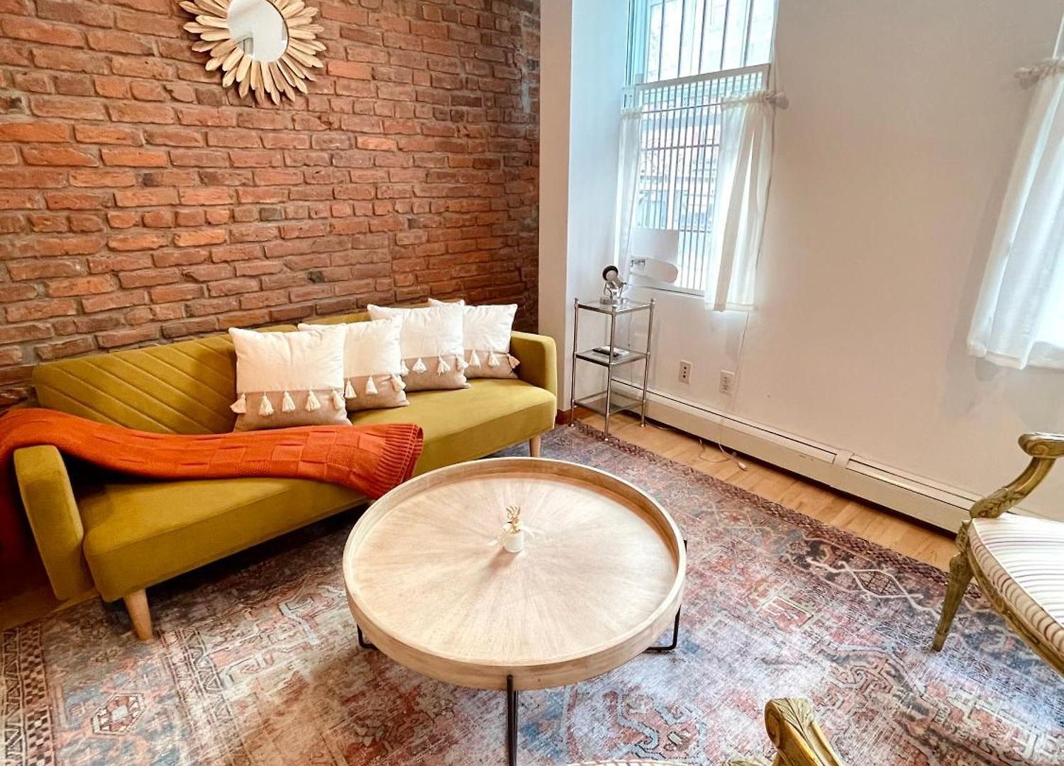 Gorgeous Soho Duplex Brownstone * New York