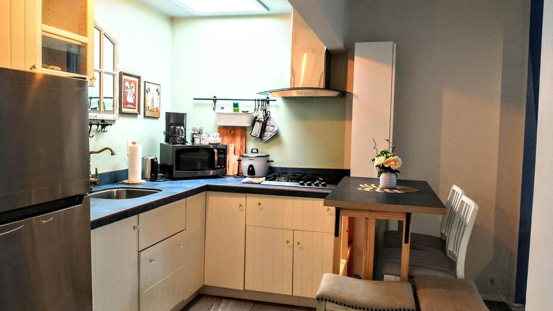 Explore From Queens Apartment *