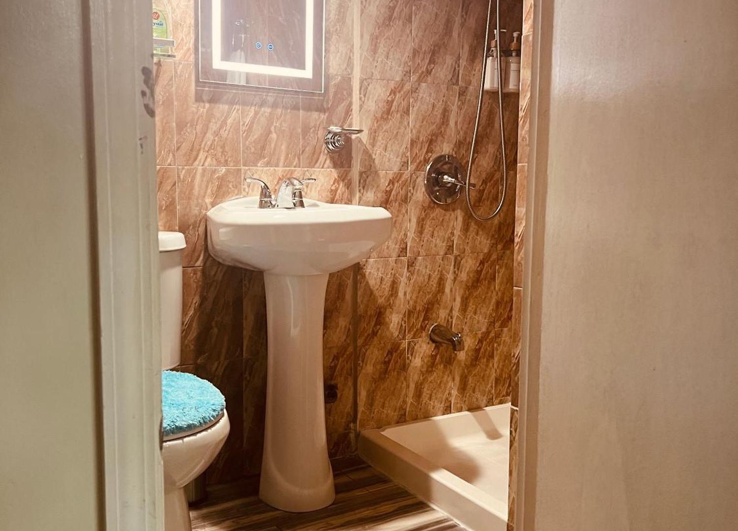Intercon Ground Apartment New York