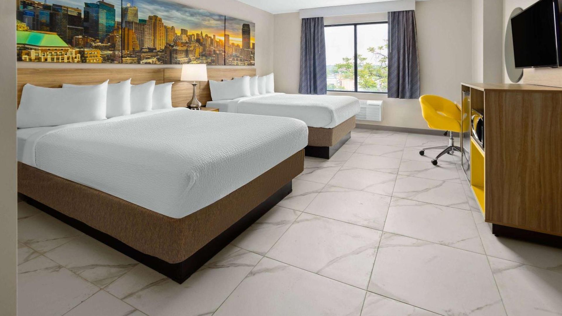 Hotel Days By Wyndham Staten Island 2*
